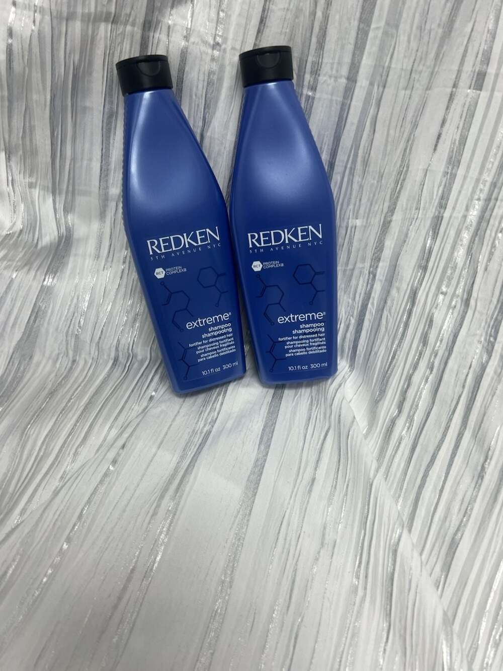 2 redken extreme shampoo 10.1oz each